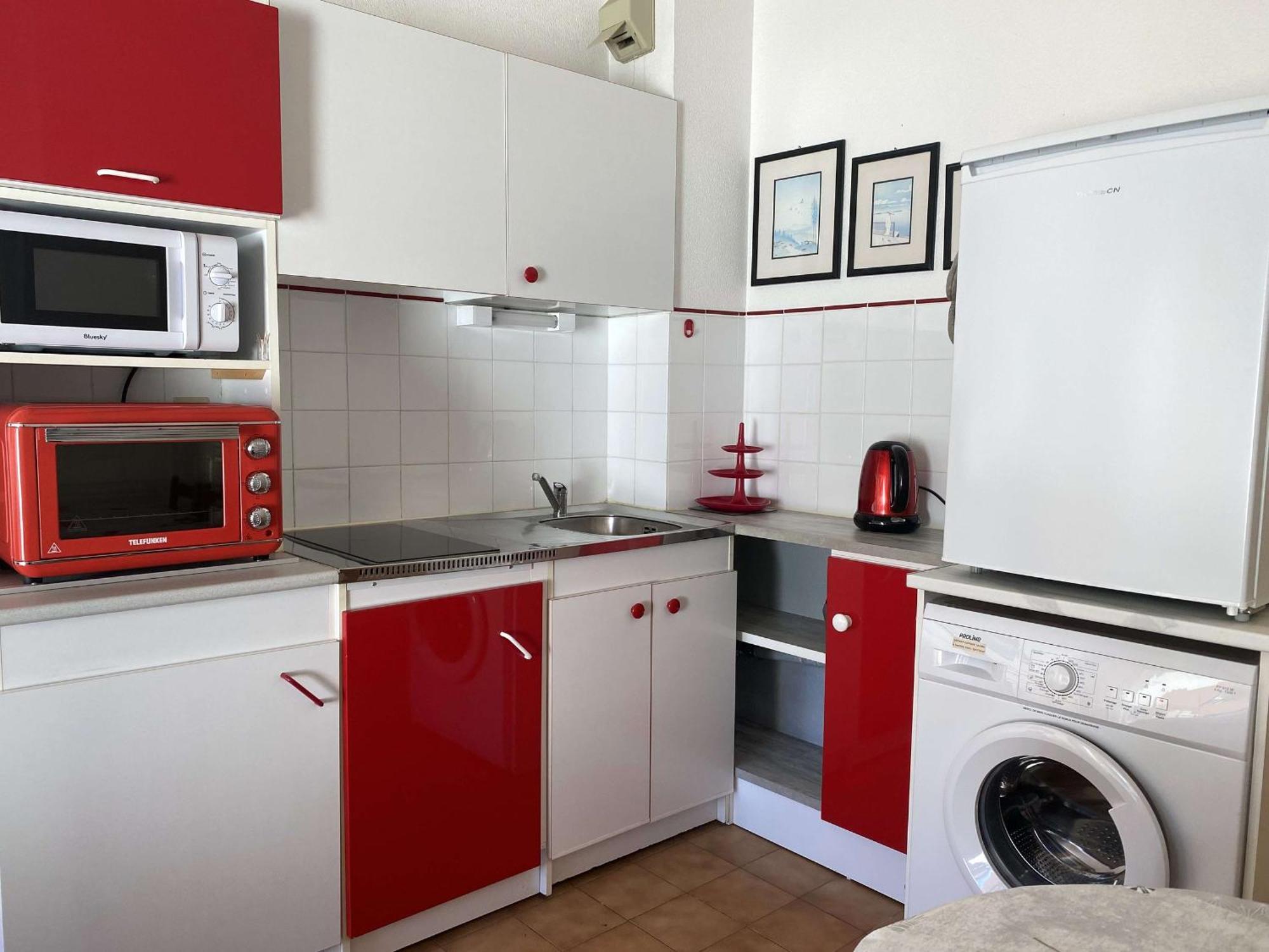 Studio Cosy Avec Terrasse, Parking, Proche Thermes - Balaruc-Les-Bains - Fr-1-553-89 المظهر الخارجي الصورة